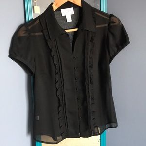 Sheer and lightly ruffled Loft top